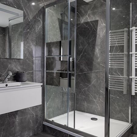 Suite Avec Jacuzzi & Terrasse 사비니-르-탕플 외부 사진